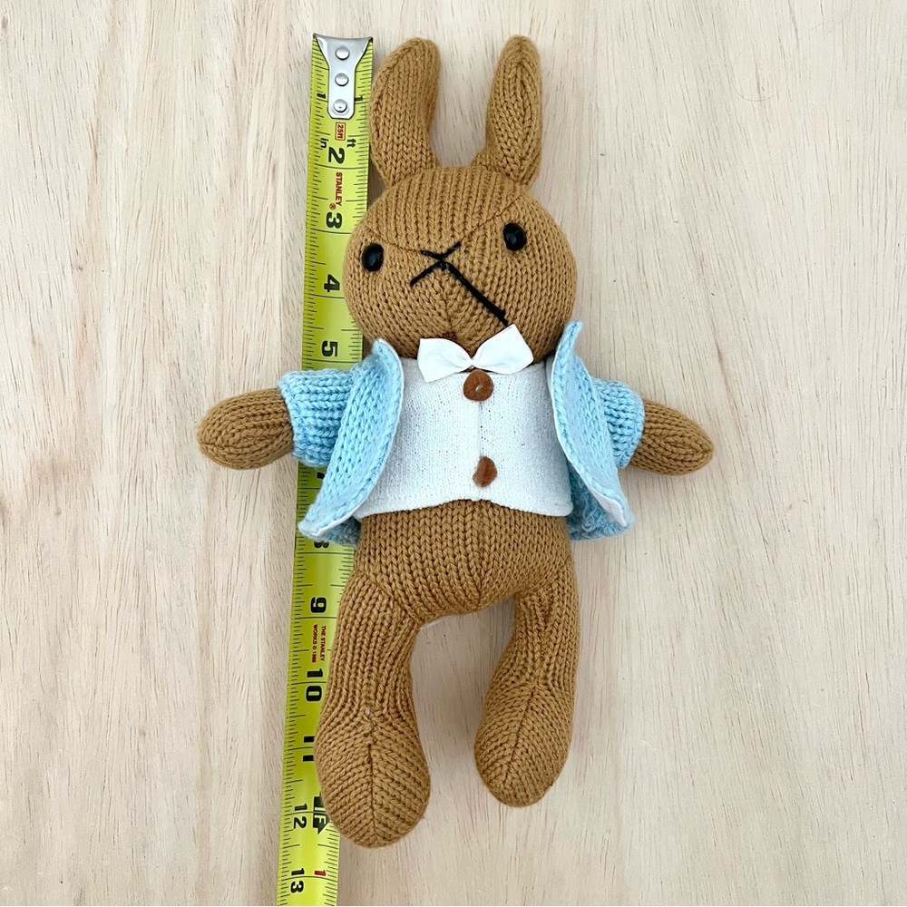 Peter Rabbit Knitted Doll - Picture 7 of 7